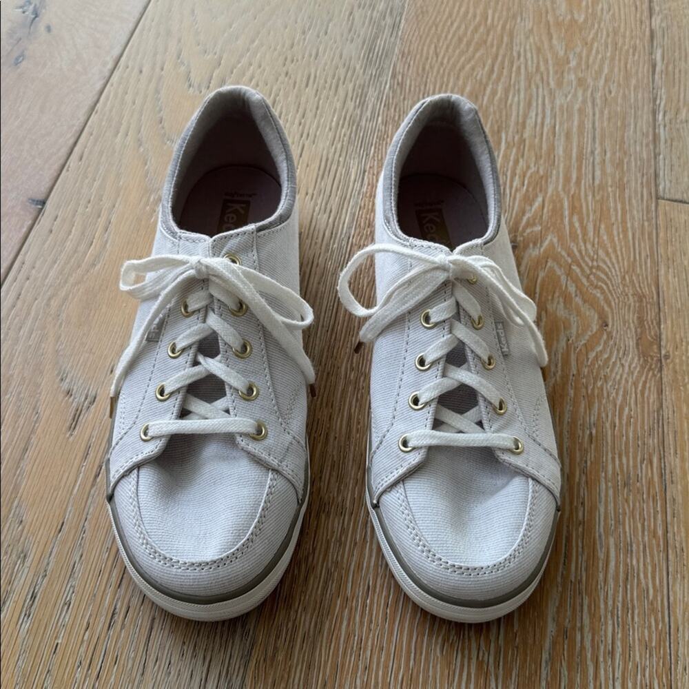 Keds Center II White Canvas Sneakers Gray Stripe Lace Up Women’s 8 Minimalist